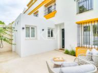 Semi Detached House for sale in Marbellamar, Marbella Golden Mile