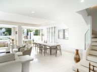 Semi Detached House for sale in Marbellamar, Marbella Golden Mile