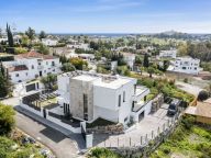 Villa en venta en La Alqueria, Benahavis