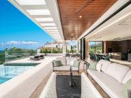 Villa for sale in El Madroñal, Benahavis