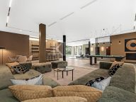 Villa for sale in El Madroñal, Benahavis