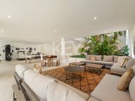 Villa en venta en Hacienda las Chapas, Marbella Este