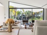 Villa en venta en Hacienda las Chapas, Marbella Este