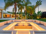 Villa en venta en Hacienda las Chapas, Marbella Este