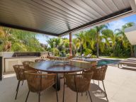 Villa en venta en Hacienda las Chapas, Marbella Este