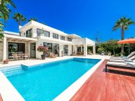 Villa for sale in Marbesa, Marbella East