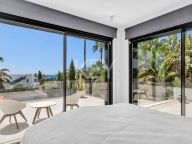 Villa for sale in Marbesa, Marbella East