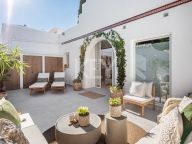 Town House for sale in Los Potros, Nueva Andalucia