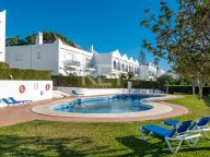 Town House for sale in Los Potros, Nueva Andalucia