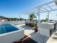 Villa en venta en Altos de Puente Romano, Marbella Golden Mile