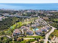 Duplex Penthouse for sale in Monte Paraiso Country Club, Marbella Golden Mile