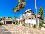 Вилла на продажу в La Quinta, Бенахавис