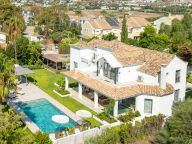 Вилла на продажу в Atalaya Golf, Эстепона