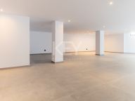 Вилла на продажу в Atalaya Golf, Эстепона