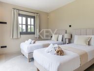 Вилла на продажу в Atalaya Golf, Эстепона