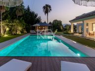 Вилла на продажу в Atalaya Golf, Эстепона