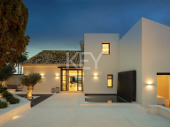 Villa for sale in Marbella