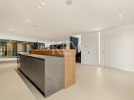 Вилла на продажу в Lomas de La Quinta, Бенахавис