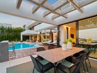 Вилла на продажу в Lomas de La Quinta, Бенахавис