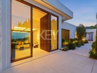 Вилла на продажу в Lomas de La Quinta, Бенахавис