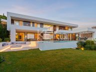 Вилла на продажу в Lomas de La Quinta, Бенахавис