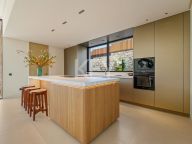 Вилла на продажу в Las Lomas del Marbella Club, Золотая Миля