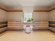 Вилла на продажу в Las Lomas del Marbella Club, Золотая Миля