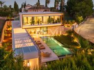 Вилла на продажу в Las Lomas del Marbella Club, Золотая Миля