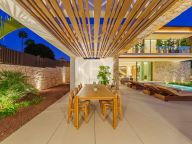 Вилла на продажу в Las Lomas del Marbella Club, Золотая Миля