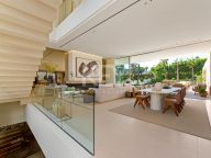 Вилла на продажу в Las Lomas del Marbella Club, Золотая Миля