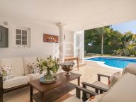 Villa en venta en Paraiso Alto, Benahavis