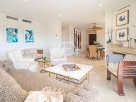 Villa en venta en Paraiso Alto, Benahavis