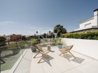 Villa en venta en Estepona West, Estepona