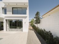 Villa en venta en Estepona West, Estepona