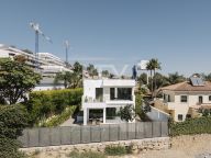 Villa en venta en Estepona West, Estepona