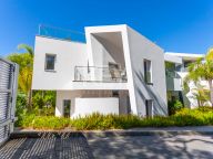 Semi Detached House for sale in Meisho Hills, Marbella Golden Mile