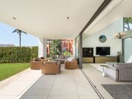 Villa Pareada en venta en Nueva Andalucia