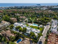 Villa Pareada en venta en Nueva Andalucia