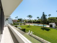 Villa Pareada en venta en Nueva Andalucia