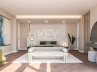 Villa en venta en Lomas del Virrey, Marbella Golden Mile
