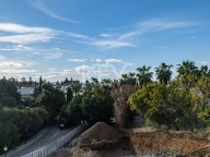 Villa en venta en Lomas del Virrey, Marbella Golden Mile