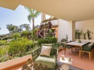 Apartamento Planta Baja en venta en Bahía del Velerín, Estepona