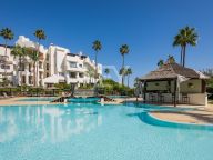 Apartamento Planta Baja en venta en Bahía del Velerín, Estepona