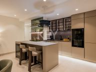 Apartamento Planta Baja en venta en Bahía del Velerín, Estepona