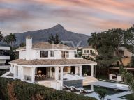 Villa en venta en Nueva Andalucia