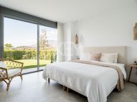 Apartamento Planta Baja en venta en Santa Clara, Marbella Este