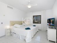 Villa en venta en Los Naranjos Golf, Nueva Andalucia