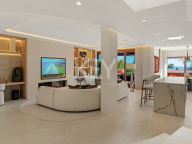 Atico Duplex en venta en Torre Bermeja, Estepona