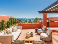 Atico Duplex en venta en Torre Bermeja, Estepona