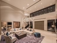 Вилла на продажу в El Madroñal, Бенахавис